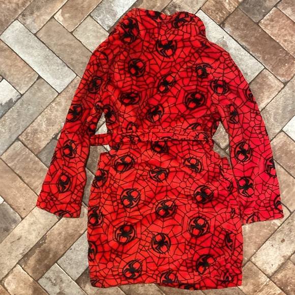 Spider-Man Robe - Picture 5 of 7
